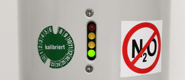 The green light on the SENSOfluran is on